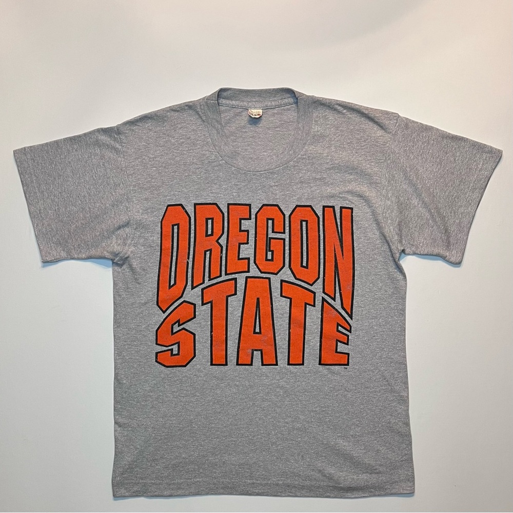 90’s Vintage Retro Oregon State Beavers T-Shirt Cotton Gray Orange Unisex Sz. M